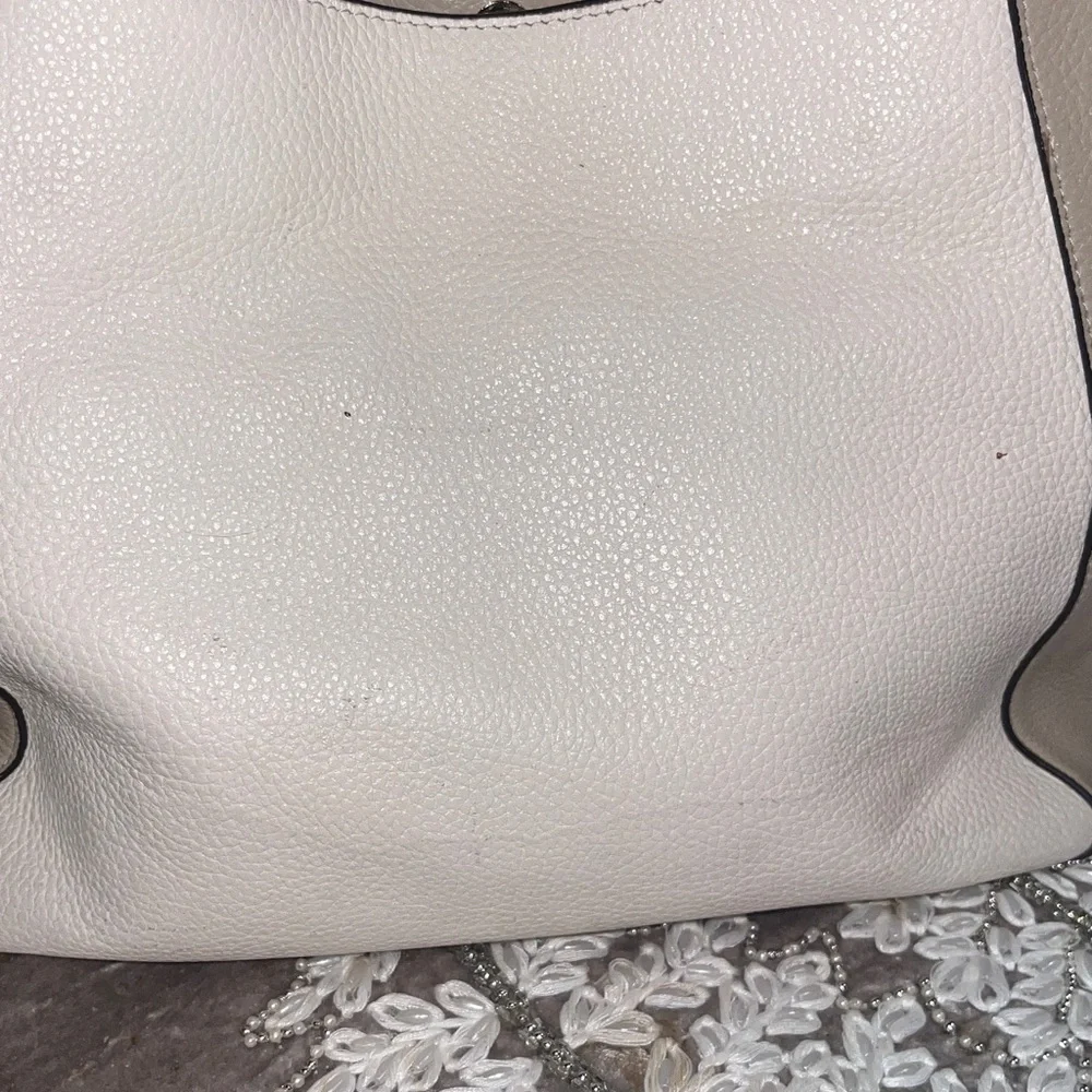 Kate Spade Leila Colorblock Cream and Tan Shoulder Bag Tote 3 Compartment Purse